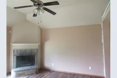 1100 Manhassett Court, Fort Worth, TX 76140 - Photo 2