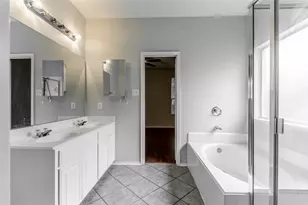 11812 Wispwillow Dr, Fort Worth, TX 76244 - Photo 20