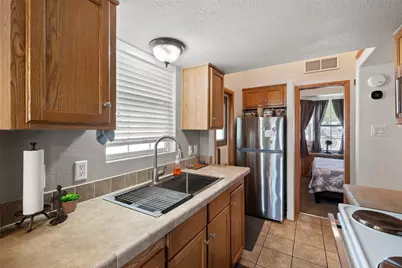 505 Brazos Harbor Drive, Granbury, TX 76048 - Photo 16