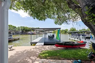 505 Brazos Harbor Dr, Granbury, TX 76048 - Photo 2