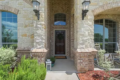 10224 Mustang Wells Drive, Fort Worth, TX 76126 - Photo 4