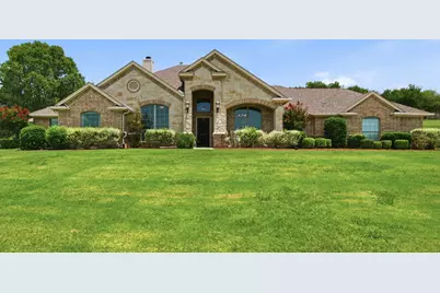 10224 Mustang Wells Drive, Fort Worth, TX 76126 - Photo 2