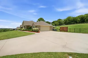 10224 Mustang Wells Dr, Fort Worth, TX 76126 - Photo 36