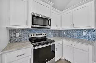 218 Rees Ave, Godley, TX 76044 - Photo 8