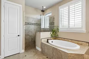 801 Rose Ct, Keller, TX 76248 - Photo 14
