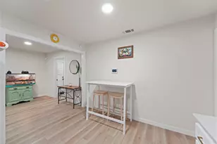 9209 Palisade Dr, Dallas, TX 75217 - Photo 10