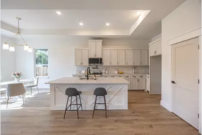 2902 Hiawatha Trail, Lake Worth, TX 76135 - Photo 2