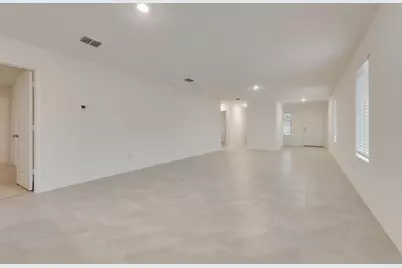 9724 Skyhawk Avenue, Fort Worth, TX 76179 - Photo 10