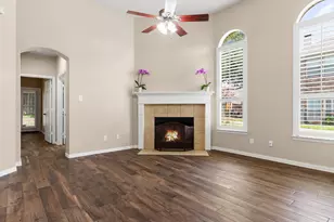 1949 Stonecourt Dr, Bedford, TX 76021 - Photo 2