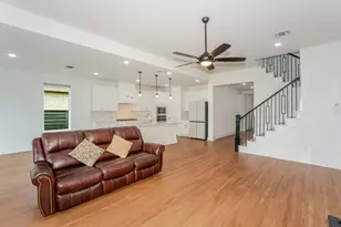 7205 Indian Paintbrush Ln, Little Elm, TX 76227 - Photo 4