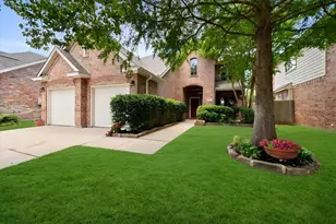 6945 Shoreview Dr, Grand Prairie, TX 75054 - Photo 4