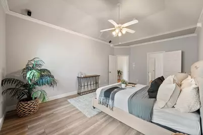 6945 Shoreview Drive, Grand Prairie, TX 75054 - Photo 2
