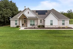560 Wilson Bend Rd, Millsap, TX 76066 - Photo 8