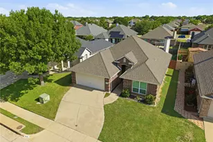 9025 Riverfalls Dr, Fort Worth, TX 76118 - Photo 36
