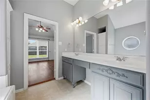 9025 Riverfalls Dr, Fort Worth, TX 76118 - Photo 28