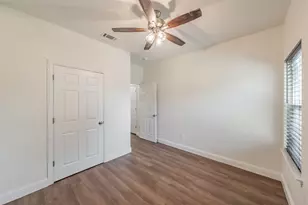 100 Round Hill Way, Runaway Bay, TX 76426 - Photo 30