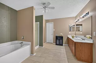 16520 Red River Ln, Fort Worth, TX 76247 - Photo 10