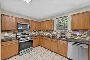 16520 Red River Ln, Fort Worth, TX 76247 - Photo 8