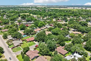 1600 S Timber Ct, Benbrook, TX 76126 - Photo 30