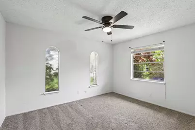 1600 S Timber Court, Benbrook, TX 76126 - Photo 16