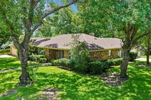 1600 S Timber Ct, Benbrook, TX 76126 - Photo 26