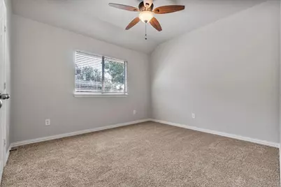 2468 Lakeland Drive, Grand Prairie, TX 75054 - Photo 30