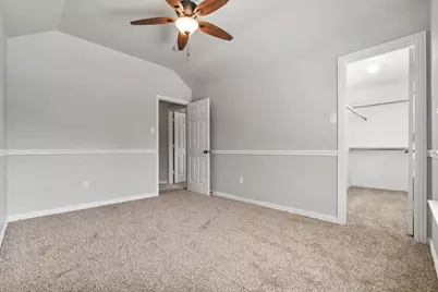 2468 Lakeland Drive, Grand Prairie, TX 75054 - Photo 32