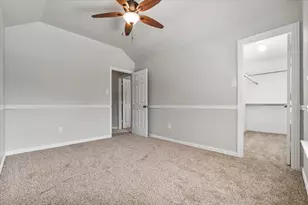 2468 Lakeland Dr, Grand Prairie, TX 75054 - Photo 32