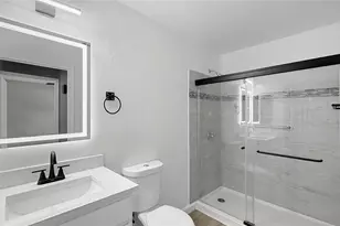 674 W Warrior Trl, Grand Prairie, TX 75052 - Photo 14