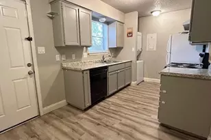3741 Bonnie Dr, Fort Worth, TX 76116 - Photo 6