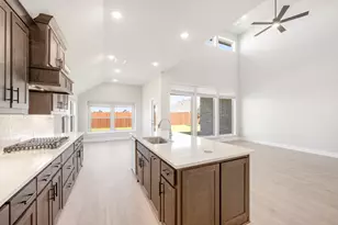 1006 Goldenrod Dr, Justin, TX 76247 - Photo 14
