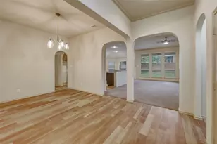2233 Caroline Dr, Weatherford, TX 76087 - Photo 6