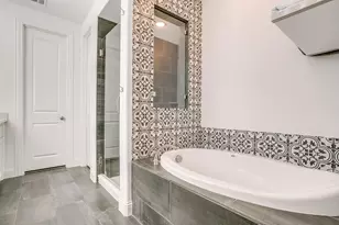 2009 Roundtree Cir E, Fort Worth, TX 76008 - Photo 20