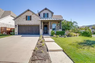 2009 Roundtree Cir E, Fort Worth, TX 76008 - Photo 4