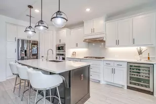 2009 Roundtree Cir E, Fort Worth, TX 76008 - Photo 10