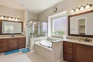 2304 Lynbridge Cir, Plano, TX 75025 - Photo 20