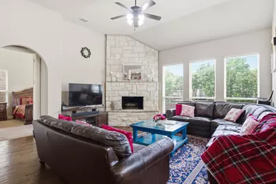 2304 Lynbridge Circle, Plano, TX 75025 - Photo 6