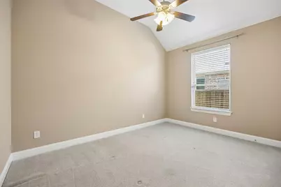1004 W Bluff Way, Roanoke, TX 76262 - Photo 18