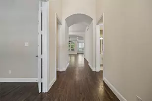 1004 W Bluff Way, Roanoke, TX 76262 - Photo 14