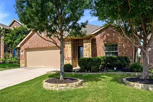 12529 Autumn Leaves Trail, Fort Worth, TX 76244 - Photo 2