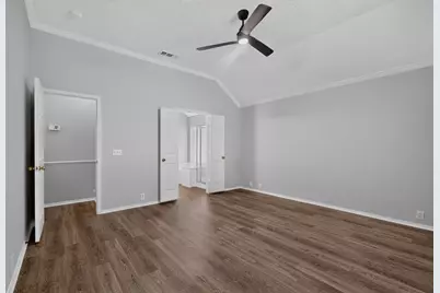 1264 Bedford Lane, Lewisville, TX 75077 - Photo 14