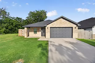 1504 Missouri Ave, Fort Worth, TX 76104 - Photo 1
