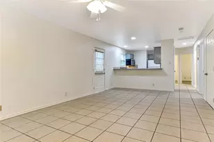 1026 W Coffin St, Denison, TX 75020 - Photo 4