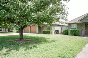 1026 W Coffin St, Denison, TX 75020 - Photo 26