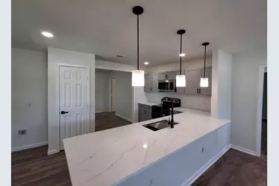 2707 Engle Avenue, Dallas, TX 75233 - Photo 2
