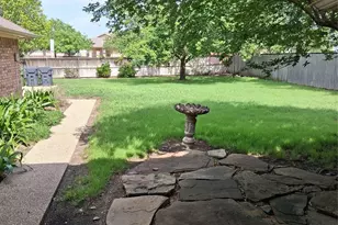 1200 Western Ridge Dr, Waco, TX 76712 - Photo 2