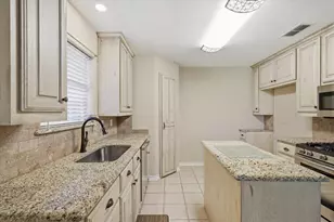 605 Maple Dr, Pilot Point, TX 76258 - Photo 18