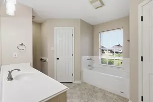 605 Maple Dr, Pilot Point, TX 76258 - Photo 26