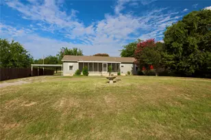 4018 Marana Dr, Granbury, TX 76048 - Photo 2