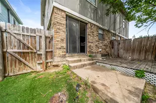 203 S Las Vegas Trail, White Settlement, TX 76108 - Photo 10